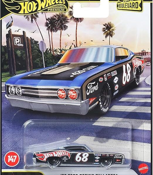 Hot Wheels Premium Boulevard '69 Ford Torino